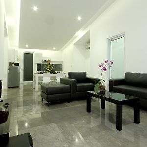 Appartement à 2 Chambres à Coucher